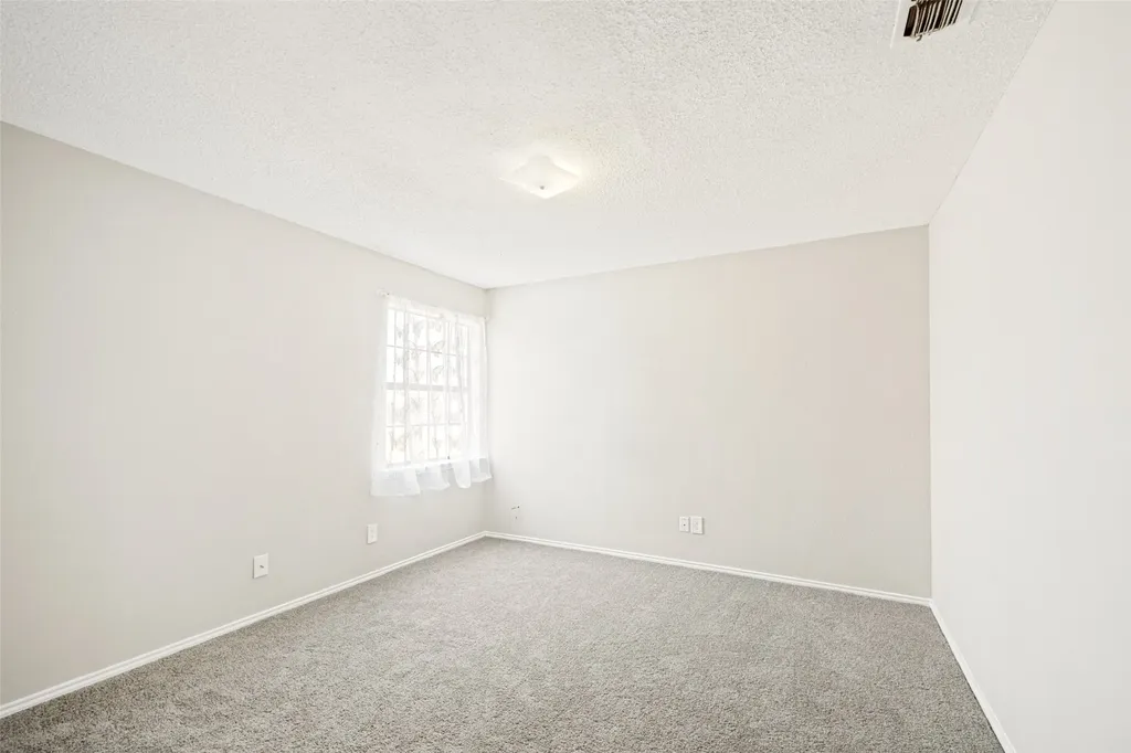 2408 Sherry Street Arlington TX 76014