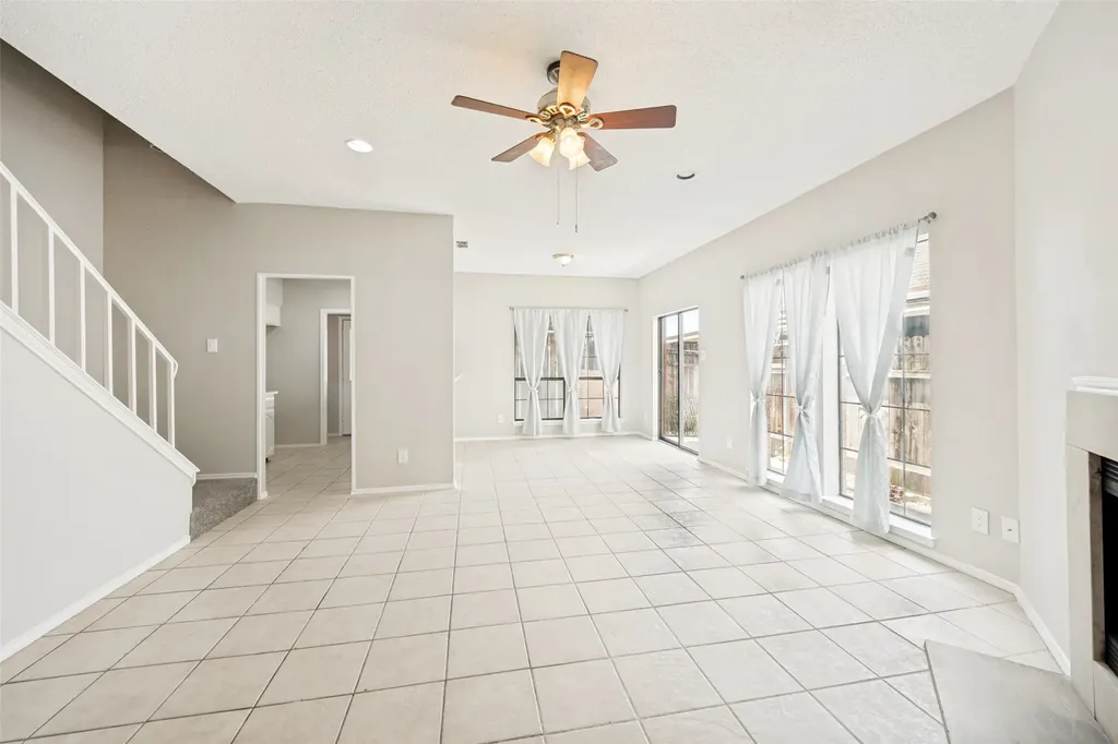 2408 Sherry Street Arlington TX 76014