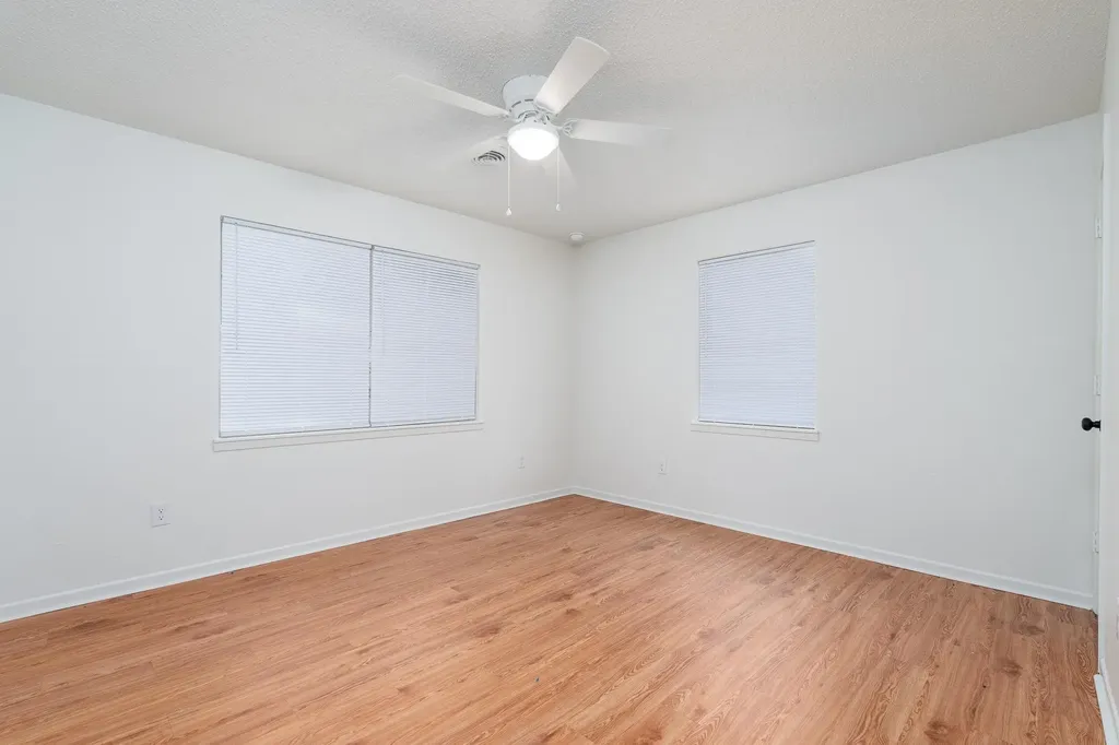 102 S 2nd Street Clyde TX 79510