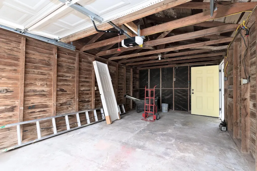 102 S 2nd Street Clyde TX 79510