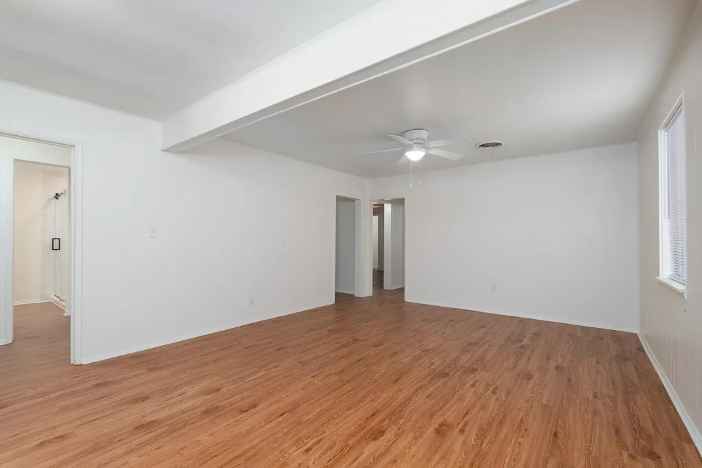 102 S 2nd Street Clyde TX 79510