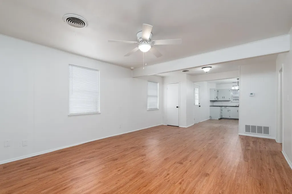 102 S 2nd Street Clyde TX 79510