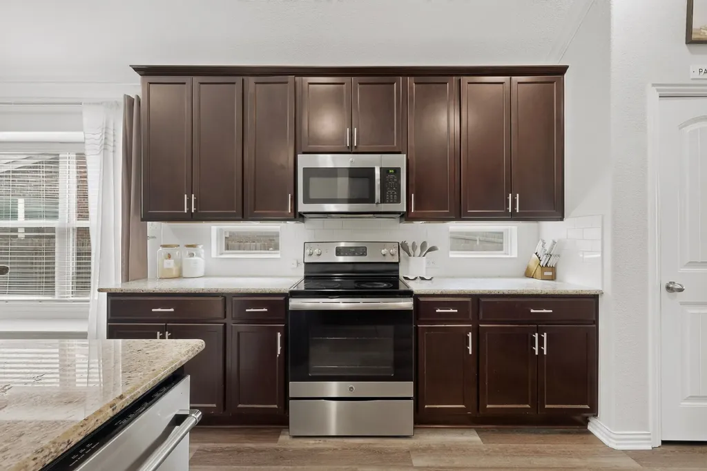 208 Baldwin Drive Fate TX 75189