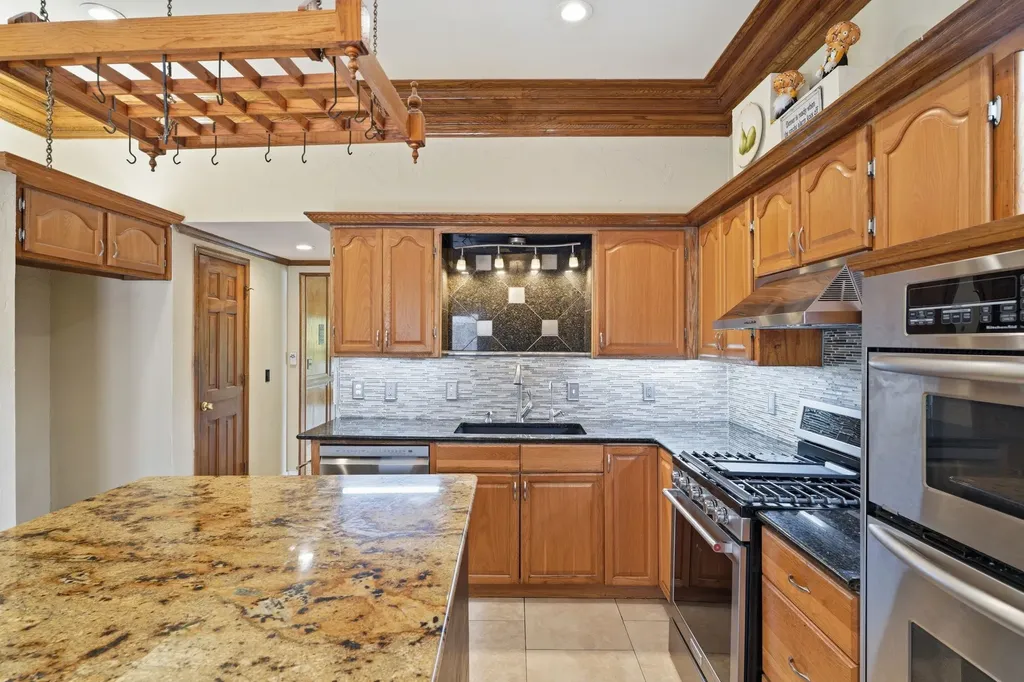 1509 Aylesbury Lane Plano TX 75075