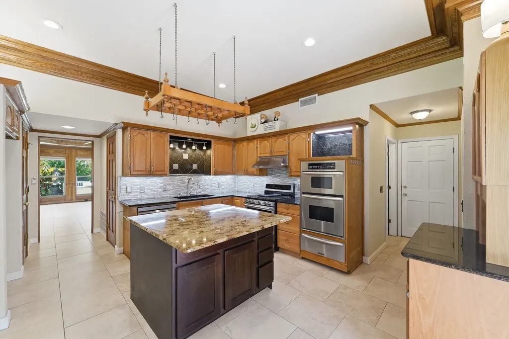 1509 Aylesbury Lane Plano TX 75075