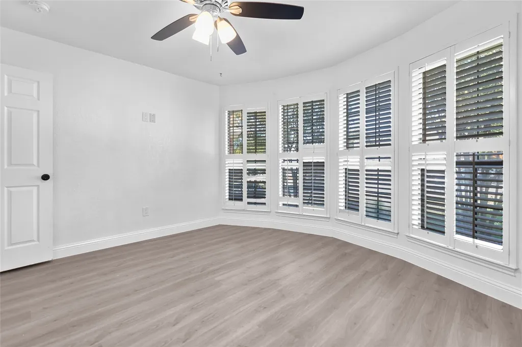 4128 Woodenrail Lane Irving TX 75061