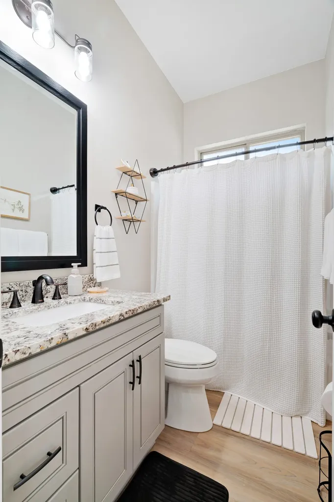 1045 Addison Reno TX 75462