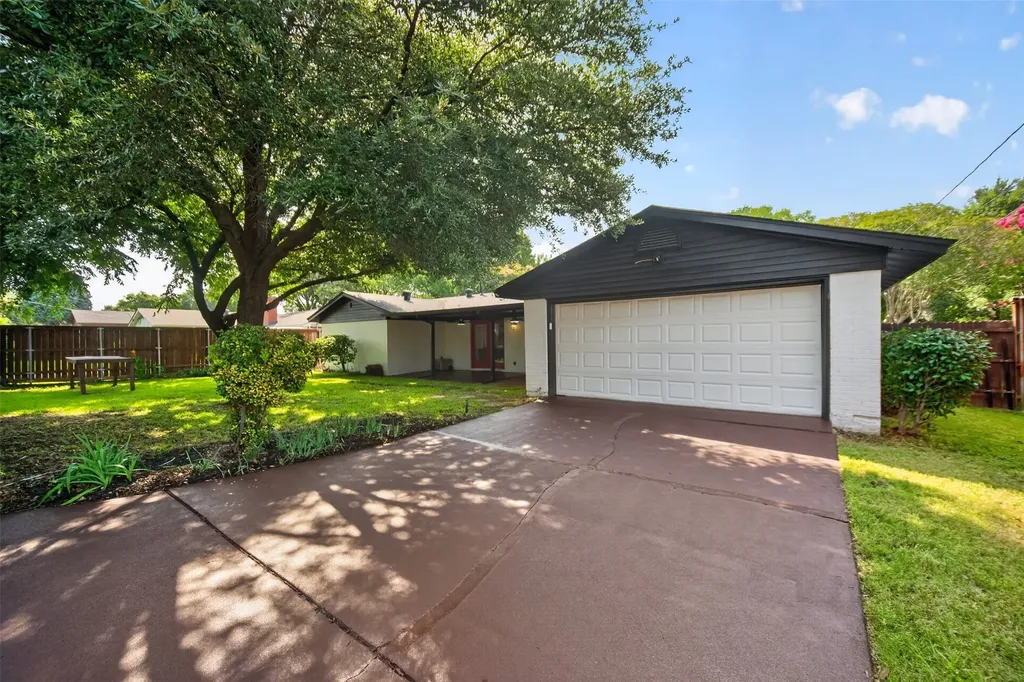 3919 Ridgeoak Way Farmers Branch TX 75244