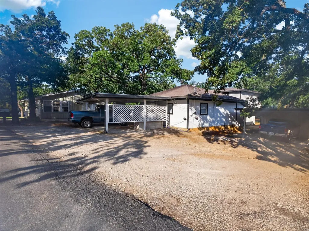 215 Folly Beach Drive Lake Dallas TX 75065