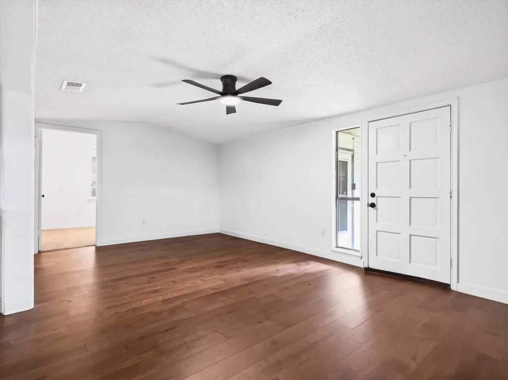 215 Folly Beach Drive Lake Dallas TX 75065
