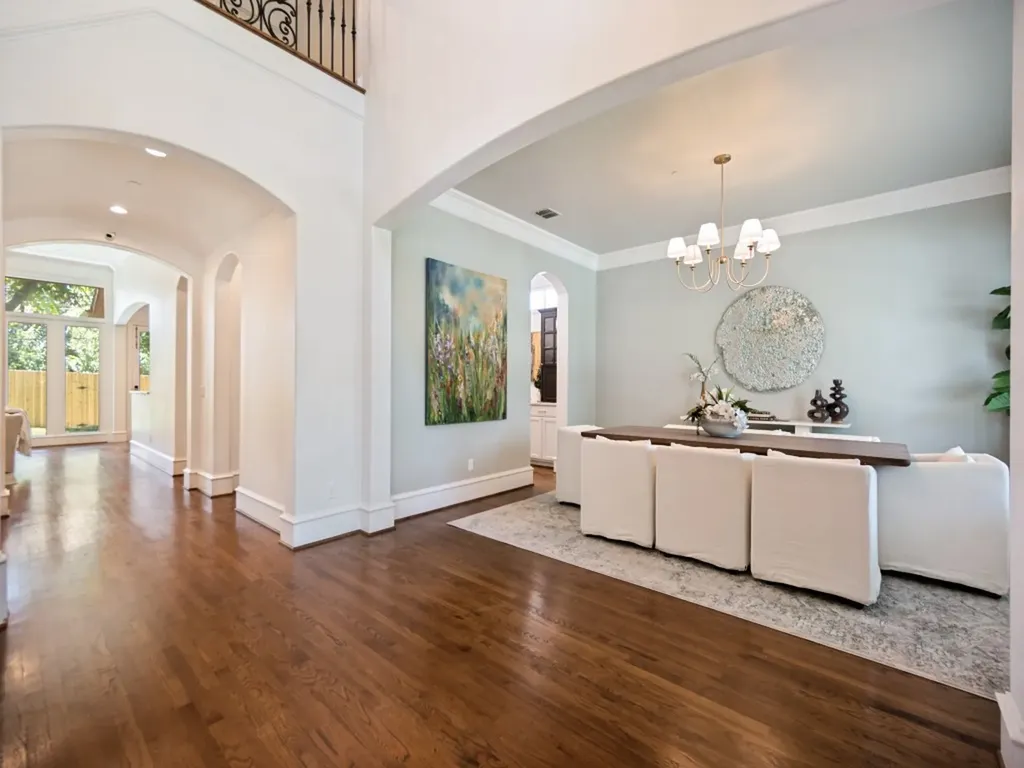 6704 Northwood Road Dallas TX 75225