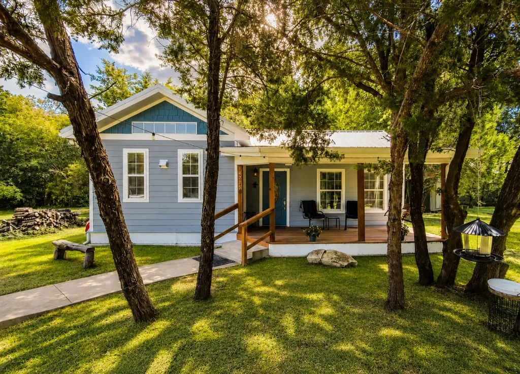 14275 Gholson Road Gholson TX 76705