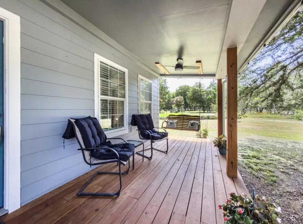 14275 Gholson Road Gholson TX 76705