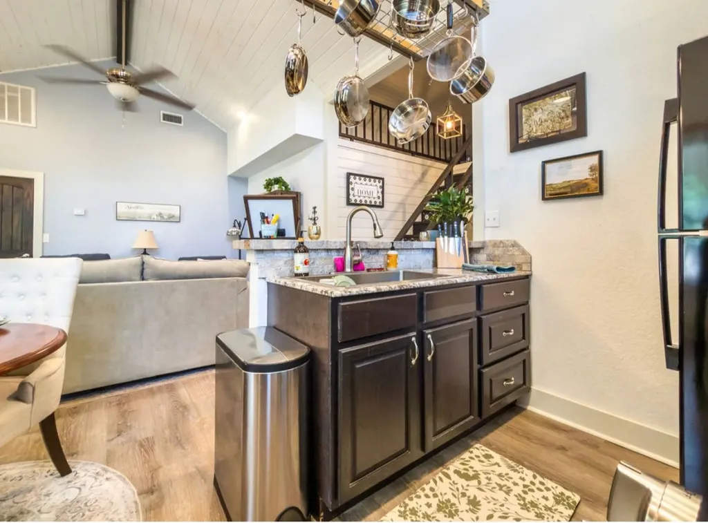 14275 Gholson Road Gholson TX 76705