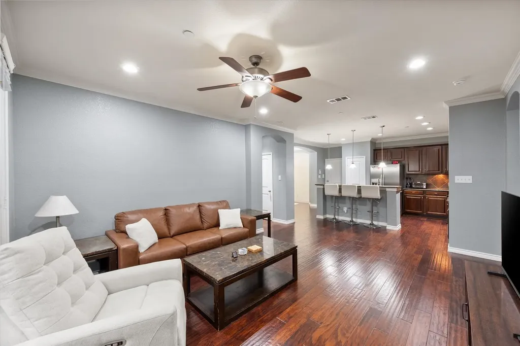 950 Henderson Street Fort Worth TX 76102