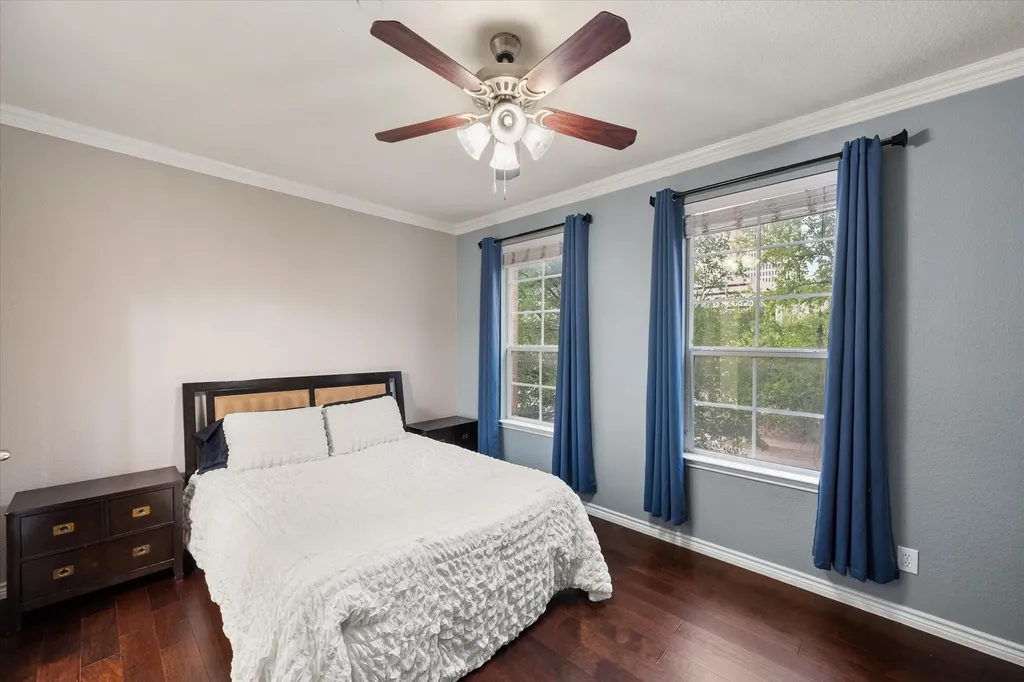 950 Henderson Street Fort Worth TX 76102