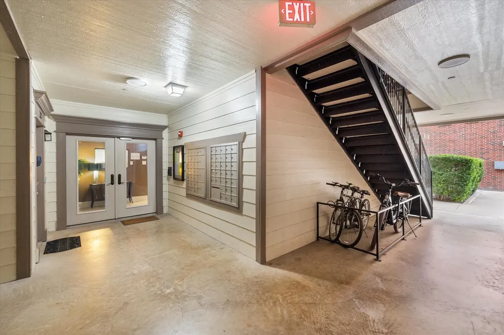 950 Henderson Street Fort Worth TX 76102