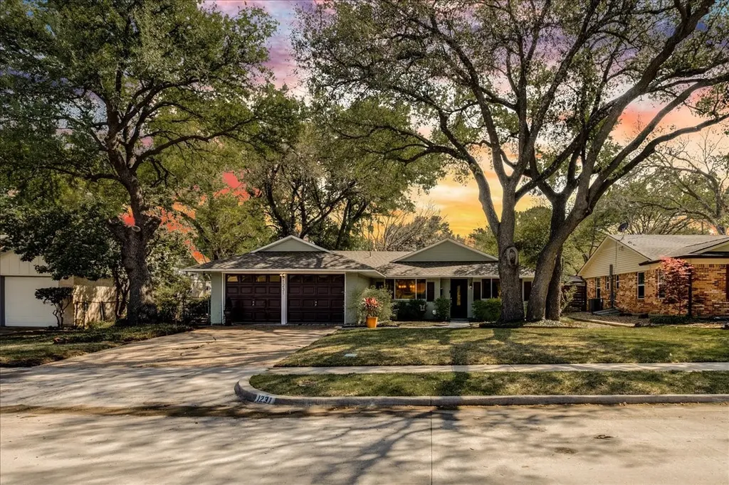 1231 Evergreen Drive Richardson TX 75080