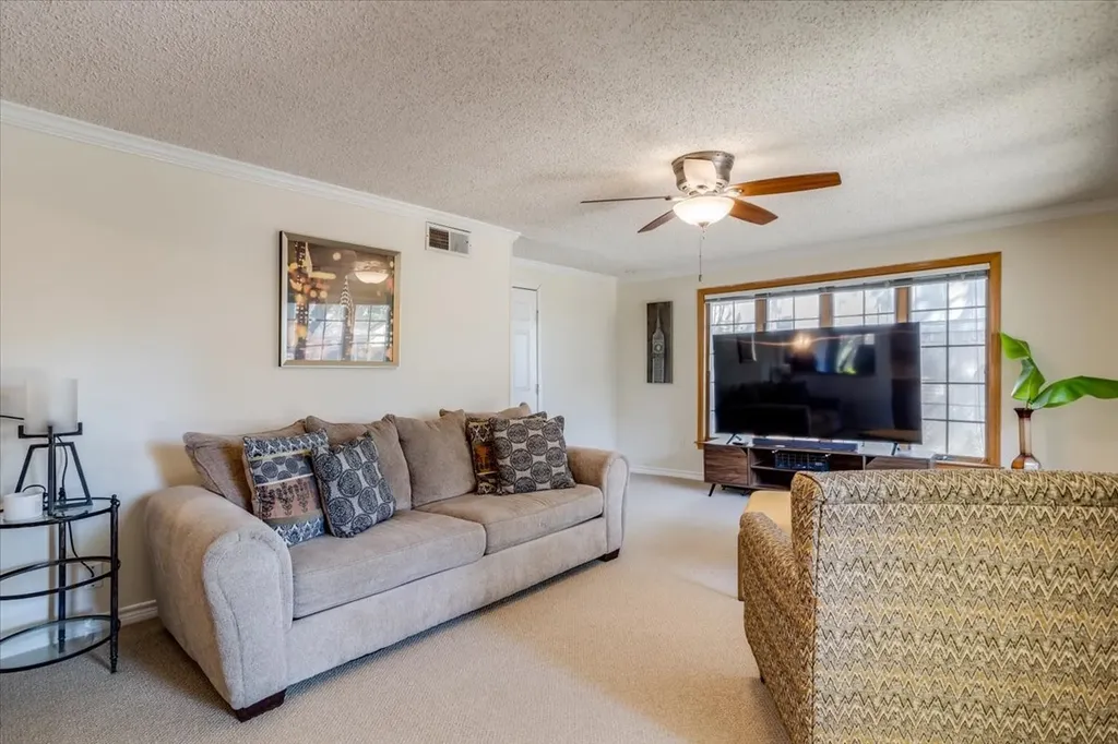 1231 Evergreen Drive Richardson TX 75080