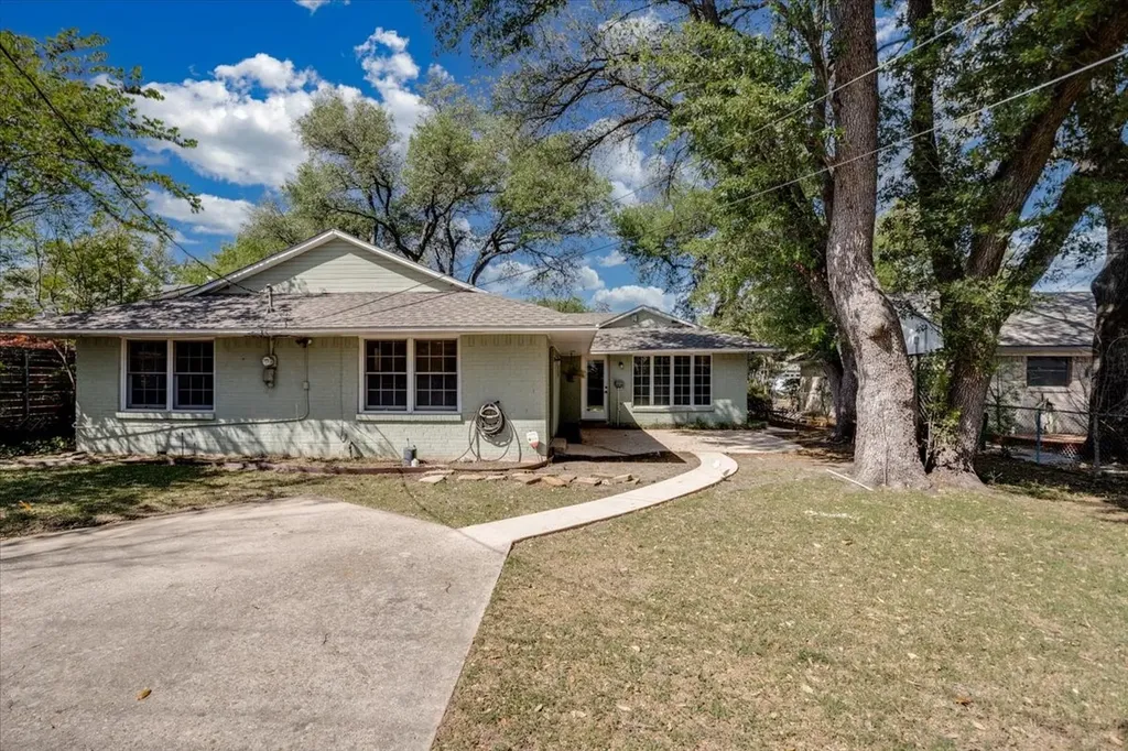 1231 Evergreen Drive Richardson TX 75080