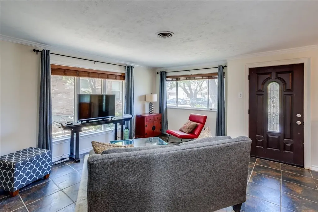 1231 Evergreen Drive Richardson TX 75080