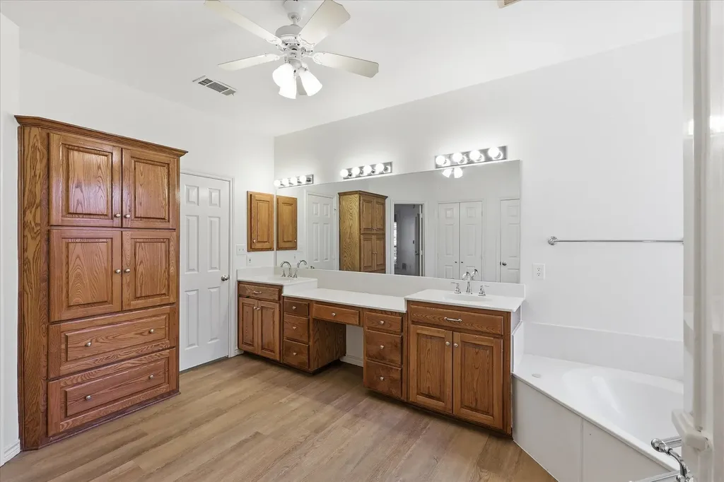 1609 Villa Court Corinth TX 76210