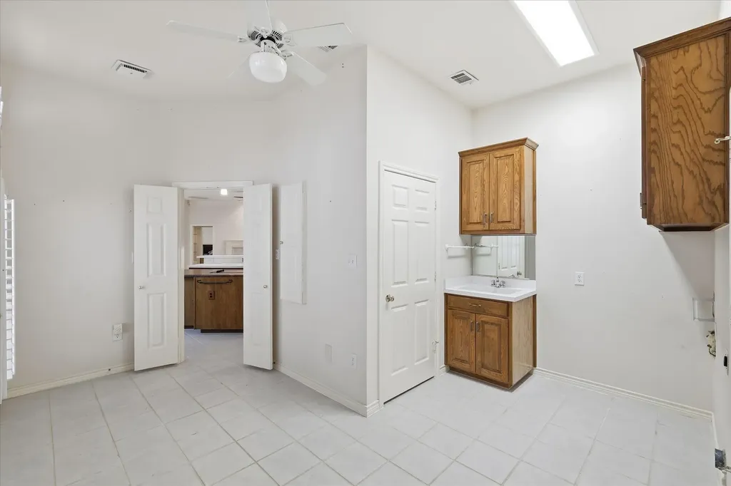 1609 Villa Court Corinth TX 76210