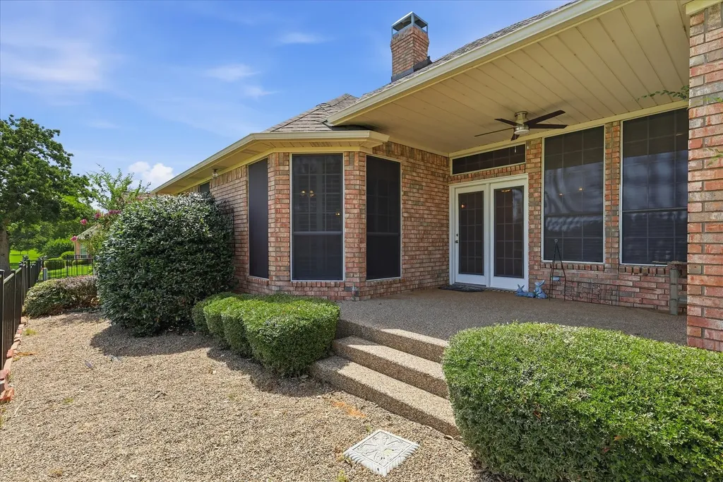 1609 Villa Court Corinth TX 76210