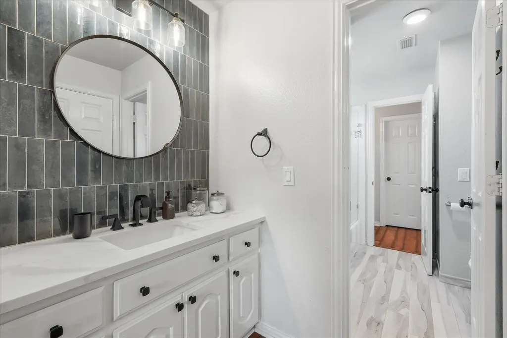 2617 Napier Lane Flower Mound TX 75022