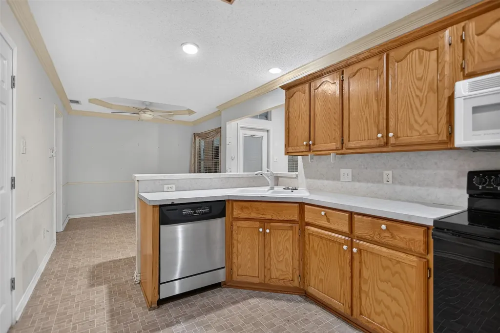 10520 Woodland Drive Greenville TX 75402