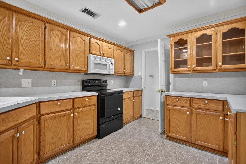 10520 Woodland Drive Greenville TX 75402