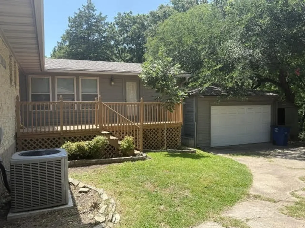 2207 Stevens Woods Lane Dallas TX 75208