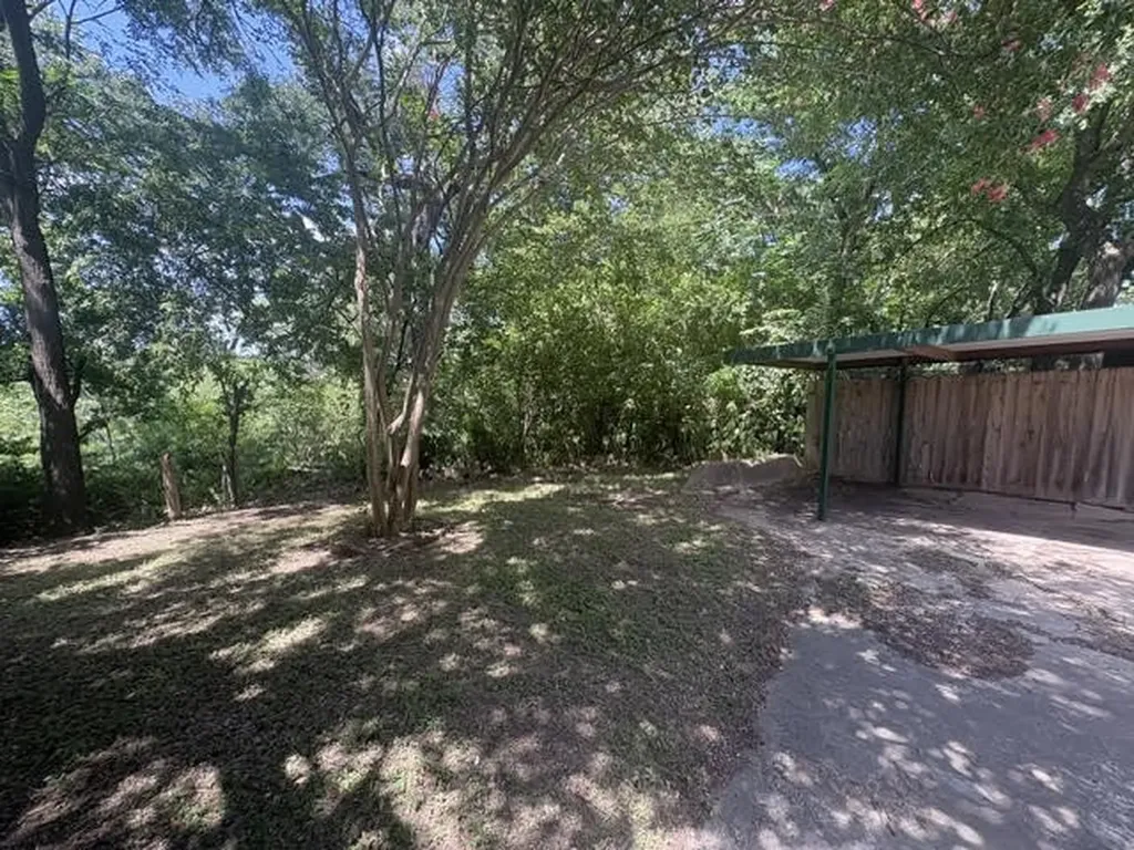2207 Stevens Woods Lane Dallas TX 75208