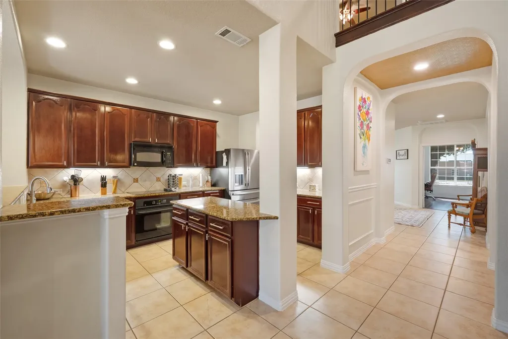 8037 Cedar Lake Lane Fort Worth TX 76123