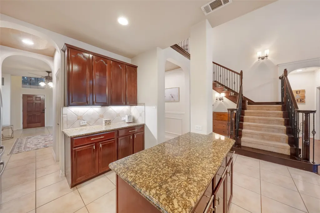 8037 Cedar Lake Lane Fort Worth TX 76123