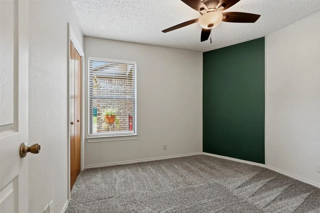 1344 Kiowa Drive E Lake Kiowa TX 76240