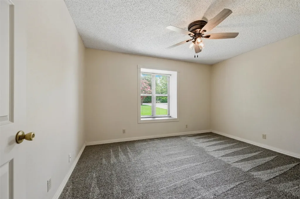 1344 Kiowa Drive E Lake Kiowa TX 76240