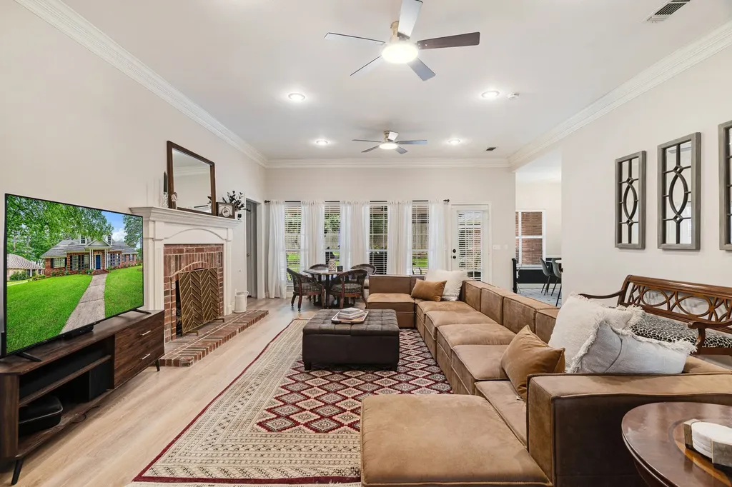 577 Timber Brook Drive Reno TX 75462