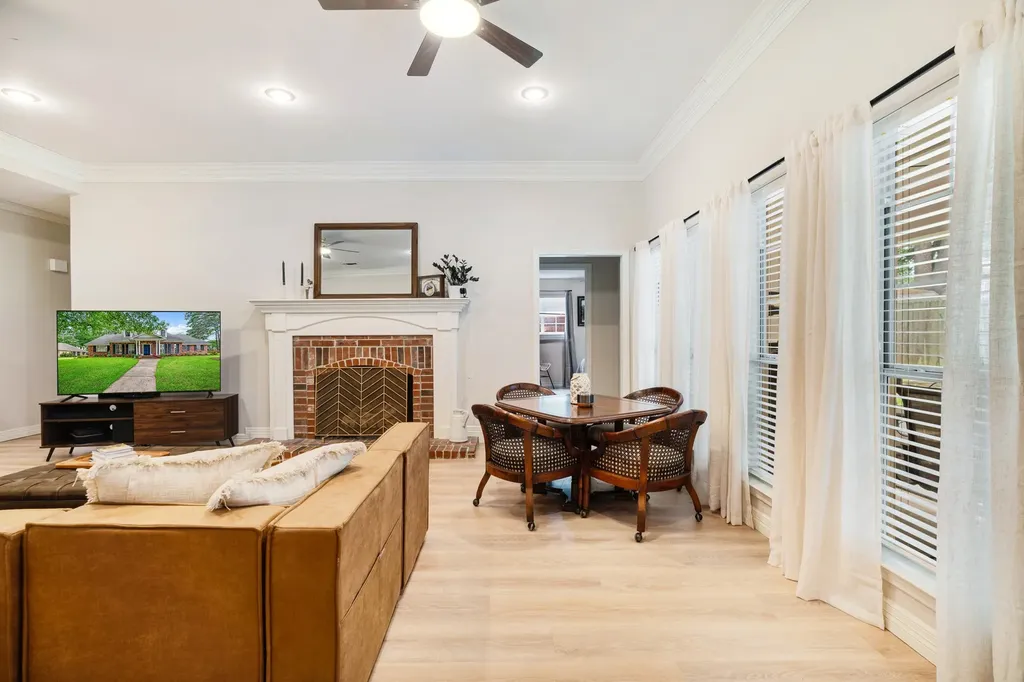 577 Timber Brook Drive Reno TX 75462