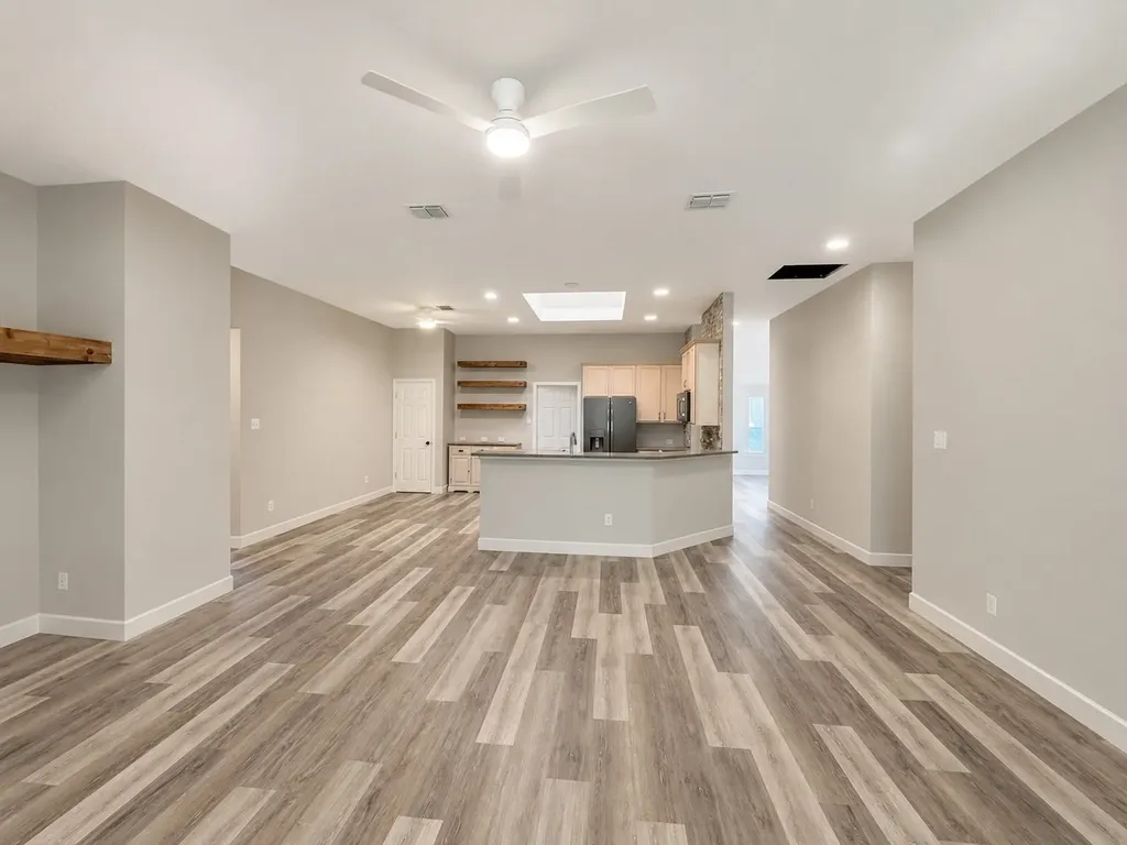 1612 Meadowview Drive Corinth TX 76210