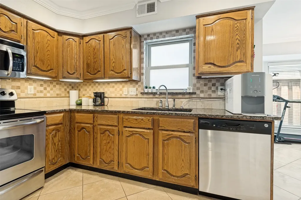500 Saddle Rock Court Irving TX 75063