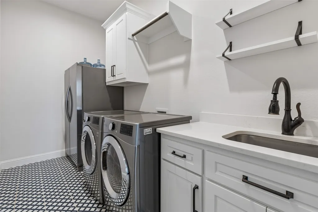 1107 Pioneer Crossing Weatherford TX 76088