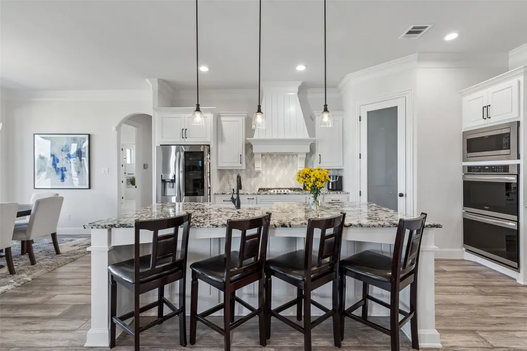 1107 Pioneer Crossing Weatherford TX 76088