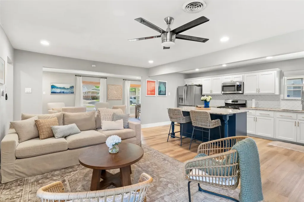 10647 Chesterton Drive Dallas TX 75238