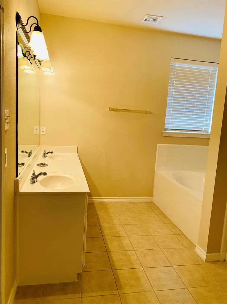 300 Rain Tree Drive Sunnyvale TX 75182