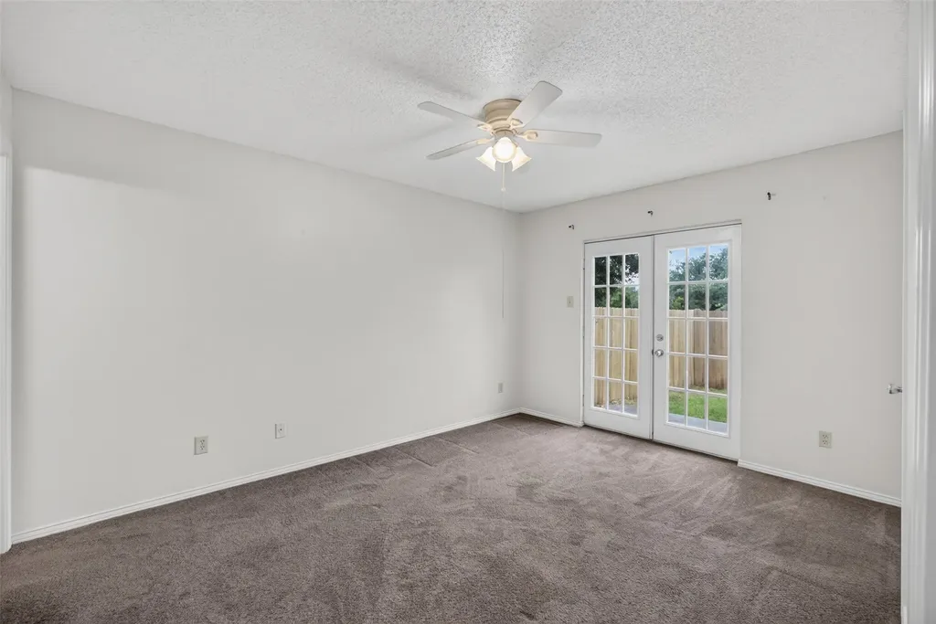 1115 Lombard Lane Duncanville TX 75137