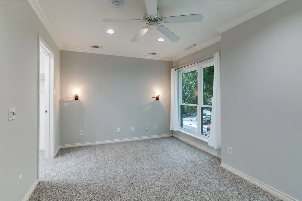 4122 Travis Street Dallas TX 75204