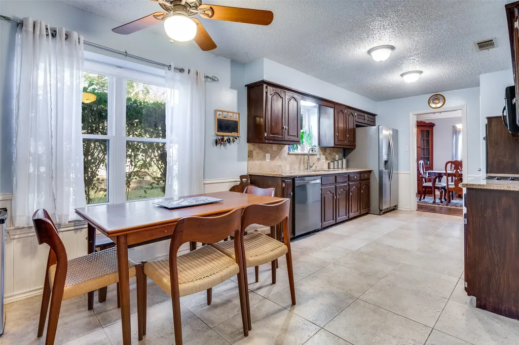 722 Corinthian Place Duncanville TX 75137