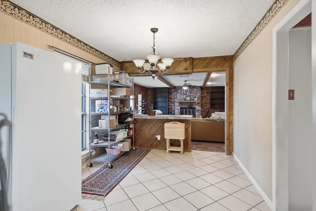 4574 N State Highway 121 Bonham TX 75418