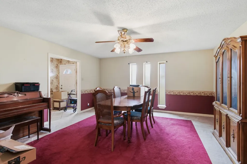 4574 N State Highway 121 Bonham TX 75418